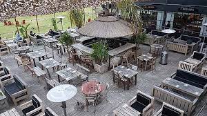 Hasta ahora solo se podía consumir en terrazas, pero a. San Isidro Ya Permite Que Los Restaurantes Reciban Publico En Espacios Abiertos Sm Noticias