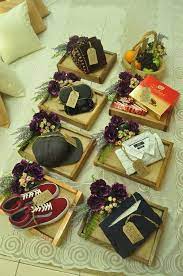 Tips memilih & contoh barang hantaran adakah anda akan mendirikan rumahtangga dalam masa. Hantaran Bertunang Nikah Kahwin Style Kayu Diy Wedding Gifts Creative Wedding Gifts Wedding Gifts Packaging