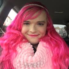 Alexis Goodfellow's Instagram, Twitter & Facebook