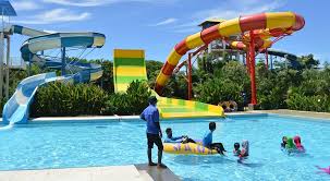 Harga tiket dan jam operasional jatim park 1 adalah beberapa hal yang wajib kamu tahu sebelum berangkat. Waterboom Lippo Cikarang Ditutup Paksa Menyusul Viral Video Kerumunan Langgar Prokes Covid 19 Pikiran Rakyat Com