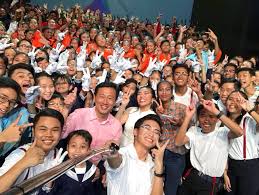 Slúžil tiež ako minister školstva ^ stránka ong ye kung na webovej stránke pap archivované 12. Ong Ye Kung Urges A Doubling Down On Meritocracy The Independent News