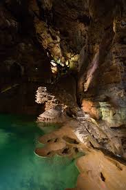 Road Trip Dans Le Lot 5 Jours De Rocamadour A Cahors Que Faire Road Trip Vacances En France Gouffre De Padirac