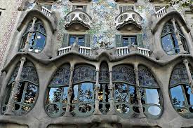 Es una obra maestra del famoso arquitecto catalán antoni gaudí. Casa Batllo Barcelona Informacion Tarifas Precios Entradas Como Llegar Telefono Horarios Mapa Fotos Libros Y Guias Visitas Guiadas Y Tours