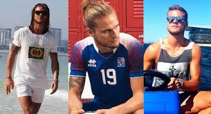 In seiner kindheit spielte er fünf jahre handball. 819 000 Instagram Followers His Own Hashtag Social Media 039 S New Favourite Heart Throb Meet Iceland 039 S Rurik Gislason Bbc Sport Scoopnest