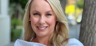 Tiffany Davis's Instagram, Twitter & Facebook