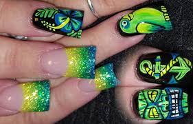Puedes observar la tendencia del brillo en imagenes sencillas que queda bien para una novia como tambien la. Disenos De Unas Pintadas Unasdecoradas Club