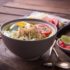 Dit recept voor soto ayam, indonesische kippensoep. Soto Ayam Indonesian Chicken Soup Easiest Recipe