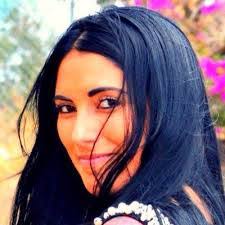 Noemi Leone's Instagram, Twitter & Facebook