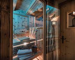 Sauveur valley, with six resort chalet styles to choose from. Ladizium Das Sagenhafte Tiroler Huttendorf