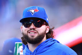 Blue Jays trade Justin Shafer to Reds