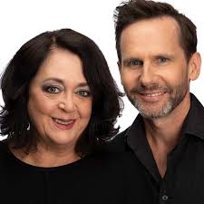 FNL... Alive and Unlocked! Starring Paul McDermott and Catherine Alcorn