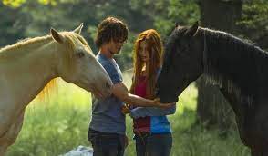 Hanna Binke Und Jannis Niewohner In Ostwind 2 Horses Horse Love Beautiful Horses