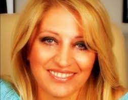 Η σοφία δημητρίου αδαμίδου είναι δημοσιογράφος και συγγραφέας. T7idh Enrj7mfm