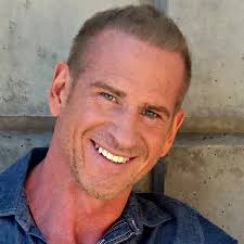 Tom Terwilliger's Instagram, Twitter & Facebook