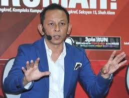 Mengikut pertuduhan, wanita itu didakwa memalsukan kad pengenalan atas nama muhamad daniel hafiez. Jangan Pandang Remeh Bila Kad Pengenalan Hilang Ini Nasihat Penganalisis Jenayah Remaja