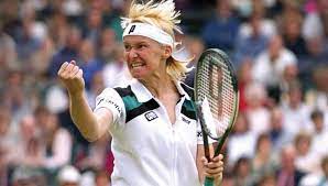 But the defining image of the 1993 wimbledon ladies final was of a tearful jana novotna being consoled by the duchess of kent at the trophy presentation ceremony. Interview Former Wimbledon Winner Jana Novotna Still Madly In Love With Tennis Sport360 News