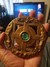 If you don't then the game will get stuck when you log back in to put the amulet. Shinnoksamulet Hashtag On Twitter