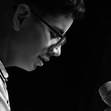 Gala primavera 🌸🌸 Alumnos 2024 Social voicing  ,🗣️🎶🎶@socialvoicing_sanluis ( Escuela de canto) en la sala Berta Vidal  de batini @ccpuenteblancosl 🗣️🎵🎵Daba comienzo a la gala de primavera  Leonidas rojos @joaquin._.rojos . El