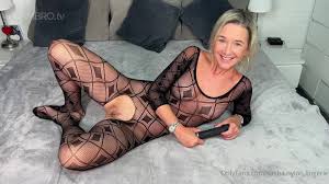 Sasha Nylon Fucking in Bed Bundle - CamStreams.tv