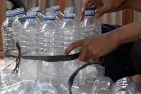 Air mineral merupakan air minum dalam kemasan yang didalamnya mengandung mineral dengan jumlah yang tertentu tanpa menambahkan mineral. Bpom Percepat Layanan Pengurusan Izin Edar Air Minum Dalam Kemasan Antara News