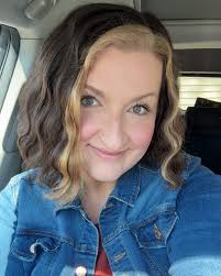 Sandra Sharples (@style_with_sass) • Instagram photos and videos