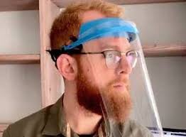 Investigadores, docentes y estudiantes de la UPV imprimen en 3D  equipamiento de protección individual para personal sanitario