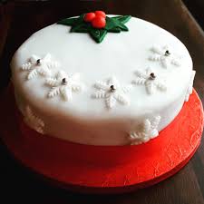 If you've ever slaved over decorating a cake with fondant, you know how disappointing it is to watch people peel it off and only eat the cake. Delia S Classic Christmas Cake A Cookbook Collection