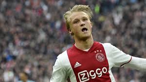 Kasper dolberg is a danish professional footballer. Dolberg Lasst Ajax Traumen Uefa Europa League Uefa Com