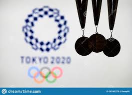 Los juegos olímpicos de tokio 2020 (2020年夏季オリンピック nisennijū nen kaki orinpikku?), oficialmente conocidos como los juegos de la xxxii olimpiada, tendrán lugar del 23 de julio al 8 de agosto de 2021 en tokio, japón. Tokio Japon Junio 20 2019 Silueta De Medalla Y Logo Olimpico Del Partido De Verano En Tokio 2020 Japon Imagen Editorial Imagen De Bandera Elemento 167482775