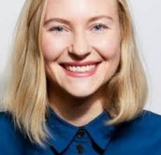 Julia Hess's Instagram, Twitter & Facebook