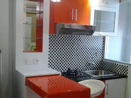 Saat ini, desain kitchen sets minimalis terbaru dan modern adalah pilihan banyak orang. Tips Mudah Mendesain Dapur Mungil Minimalis Rumahoscarliving