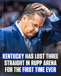 Rupp Arena opened in 1976 😳 It's Kentucky's first three-game home skid  since 1966.