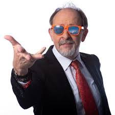 Rob Swanson's Instagram, Twitter & Facebook