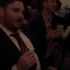 • When the guests dance all night •...