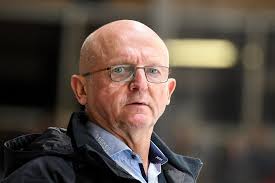 DEB spricht Sanktionen aus: Deggendorfs Trainer Ehrenberger und Stürmer  Röthke gesperrt