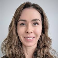 Amber Everett's Instagram, Twitter & Facebook