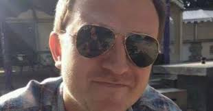 Dan Stratton Graphic Designer