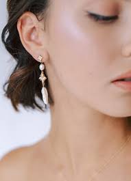 Boucles d'oreilles pendantes "Adèle" avec perles d'eau douce