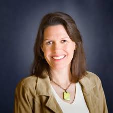 Jocelyn Hale's Instagram, Twitter & Facebook