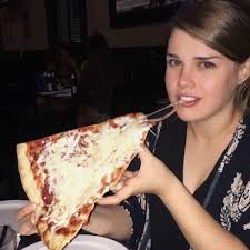 Callie Richards (@callierichardss)