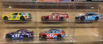 Who's your favorite nascar driver? When Your Favorite Driver Retires Kahne You Gotta Get On Your New Drivers Bandwagon Nascar