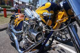 Show And Shine At The Gold Coast Harley Davidson Grand Opening Read All About It At Http Motorbikewriter Com Harley Harley Davidson Gold Coast Grand Opening