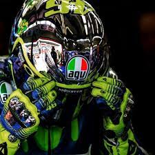 Aldo drudi and valentino rossi's head are the same thing, in the sense that the famous designer has decorated. Valentino Rossi Helmets