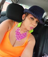 What Up??? HatLovers I was scrolling found tis pix ! Just want to say hello 