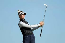 Fans cheering for Nelly Korda