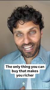 This is your sign to book that trip. Where are you going next? Tell me in  the comments👇🛩️