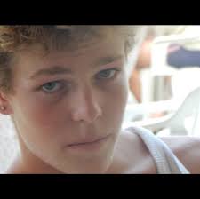 Dispo shipment 📦 #iswearidontwesrwifebeatersoften #canigohome?