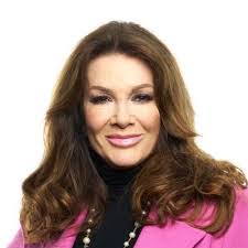 Lisa Six's Instagram, Twitter & Facebook