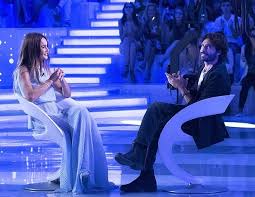 He married fellow actress laura chiatti in 2014. Verissimo Marco Bocci Confessa La Malattia Di Cui Ha Sofferto Avevo Un Semplice Herpes Alle Labbra Poi