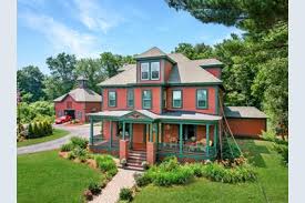 Maybe you would like to learn more about one of these? 102 E Broadway Blvd Derry Nh 03038 Mls 4814983 Coldwell Banker